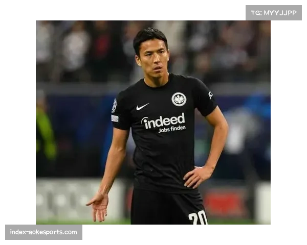 法兰克福宣布与日本球员长谷部诚续约一年，兼任教练职务